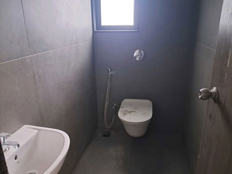 Bathroom, dnk-square Commercial Office Space 1230 Sq.Ft. In Viman Nagar Pune 9690302