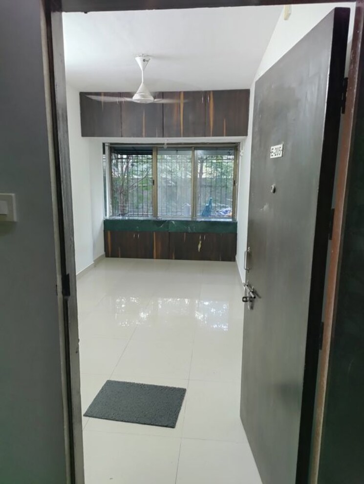 Kitchen, mahalaxmi-chs-worli 1 Bedroom 350 Sq.Ft. Apartment In Worli Mumbai 9690334