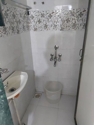 1 BHK Apartment For Rent in Mahalaxmi CHS Worli, Worli