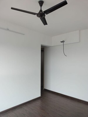 Room in 2 BHK Apartment at Rajesh Raj Infinia, Malad West – for Rent