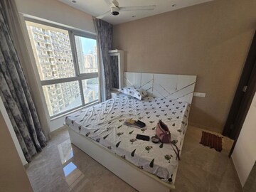 Bedroom in 1 BHK Apartment at Hiranandani Regent Hill, Powai – for Rent