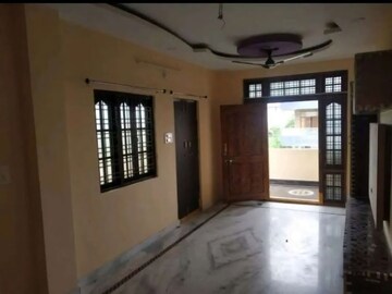Bedroom in 2 BHK Builder Floor at Kismatpur – for Rent