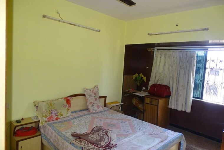 Bedroom, poonam-tower 3 Bedroom 800 Sq.Ft. Apartment In Andheri West Mumbai 9690580