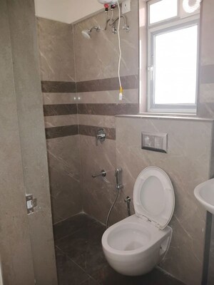 Bathroom in 1 BHK Apartment at Shraddha Pearl, Kannamwar Nagar – for Rent