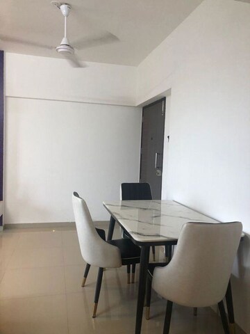 Furnished Amenities in 2.5 BHK Apartment at Lotus Lotus Link Square, Malad West – for Rent