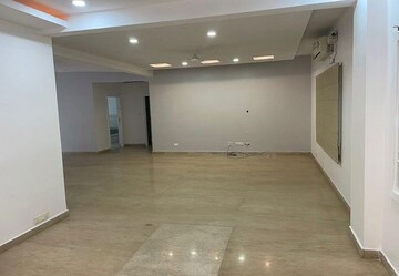Room in 3 BHK Apartment at Jubilee Hills – for Sale