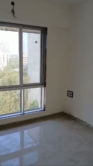 Bedroom in 2 BHK Apartment at Chembur – for Rent