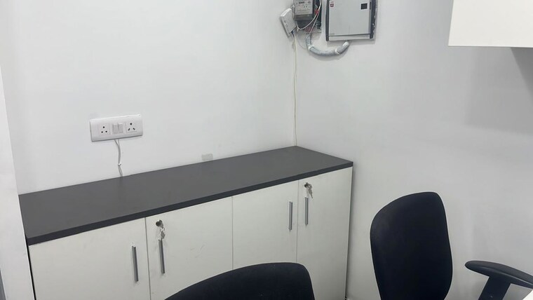 Kitchen, spazedge Commercial Office Space 500 Sq.Ft. In Sector 47 Gurgaon 9691184