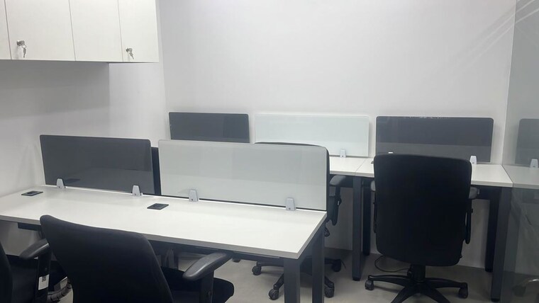 Team Area, spazedge Commercial Office Space 500 Sq.Ft. In Sector 47 Gurgaon 9691184