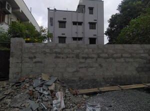  Plot For Sale in Mallampet