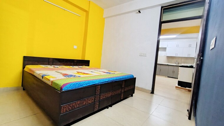 Room, noida golf course Pg For Boys In Noida Golf Course 8389263