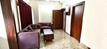 Living Room in  Pg at Noida Golf Course – for Rent