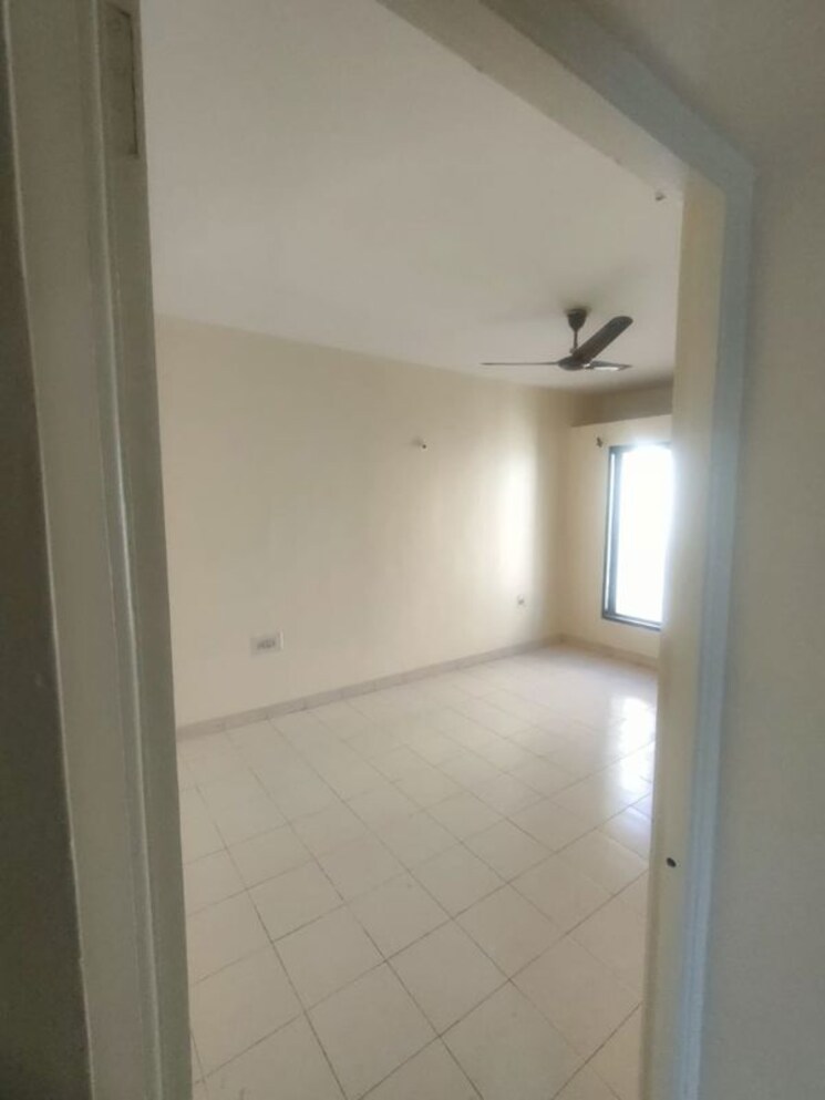 Master Bedroom, kumar-suraksha 2 Bedroom 1000 Sq.Ft. Apartment In Kondhwa Pune 9690066