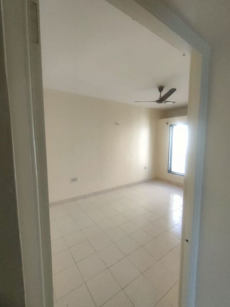 Master Bedroom, kumar-suraksha 2 Bedroom 1000 Sq.Ft. Apartment In Kondhwa Pune 9690066