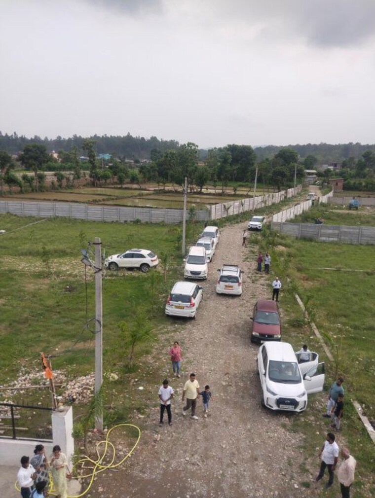 undefined, shimla bypass road  150 Sq.Yd. Plot In Shimla Bypass Road Dehradun 9423717