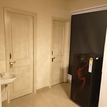 Furnished Amenities in 1 BHK Apartment at Manglams Vaishali Estate, Gandhi Path – for Rent