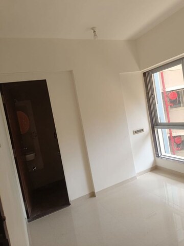 Room in 1 BHK Apartment at Je And Vee Om Trimurti, Malad East – for Rent