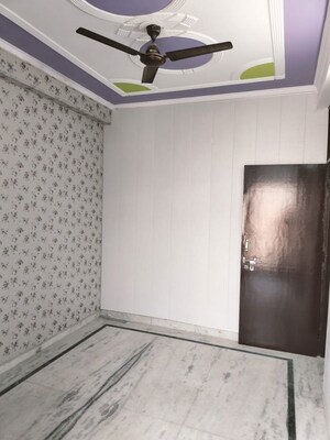 Room in 2 BHK Apartment at Swastik Park, Chembur – for Sale