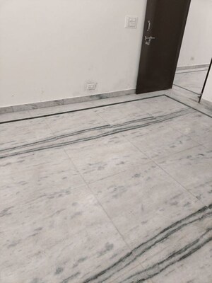 Room in 2 BHK Apartment at Swastik Park, Chembur – for Sale