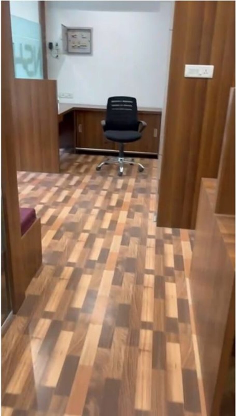 Common Area, vikas-centre-chembur Commercial Office Space 1365 Sq.Ft. In Chembur Mumbai 9691752