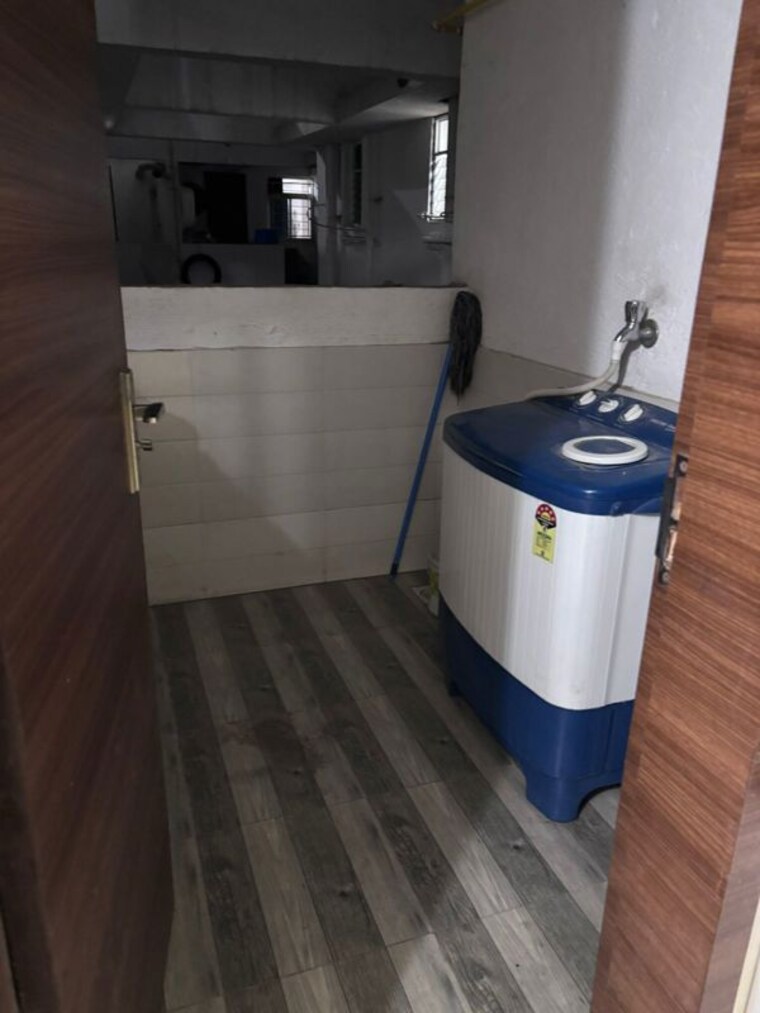 Bathroom, saheel-itrend-life 2 Bedroom 830 Sq.Ft. Apartment In Wakad Pune 9691919