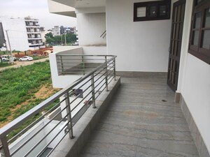 Balcony in 3 BHK Builder Floor at Sushant Lok 2, Sector 57 – for Rent