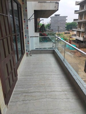 Balcony in 3 BHK Builder Floor at Sushant Lok 2, Sector 57 – for Rent
