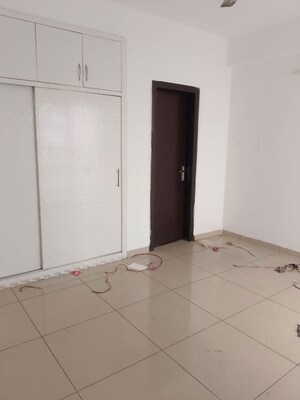 Room in 2 BHK Apartment at Chembur Heights, Chembur – for Sale