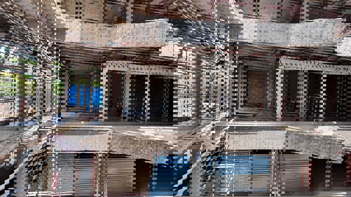 Retail Shop For Sale in Karyan Square