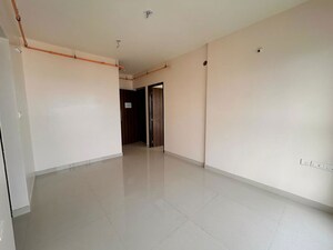 Room in 2 BHK Apartment at Sheth Avante, Kanjurmarg West – for Rent
