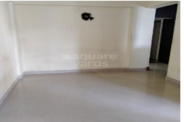 Room in 3 BHK Apartment at Sector 20 – for Sale