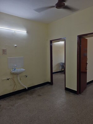  2 BHK Apartment at Thiruvanmiyur – for Rent