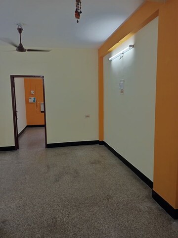 Room in 2 BHK Apartment at Thiruvanmiyur – for Rent