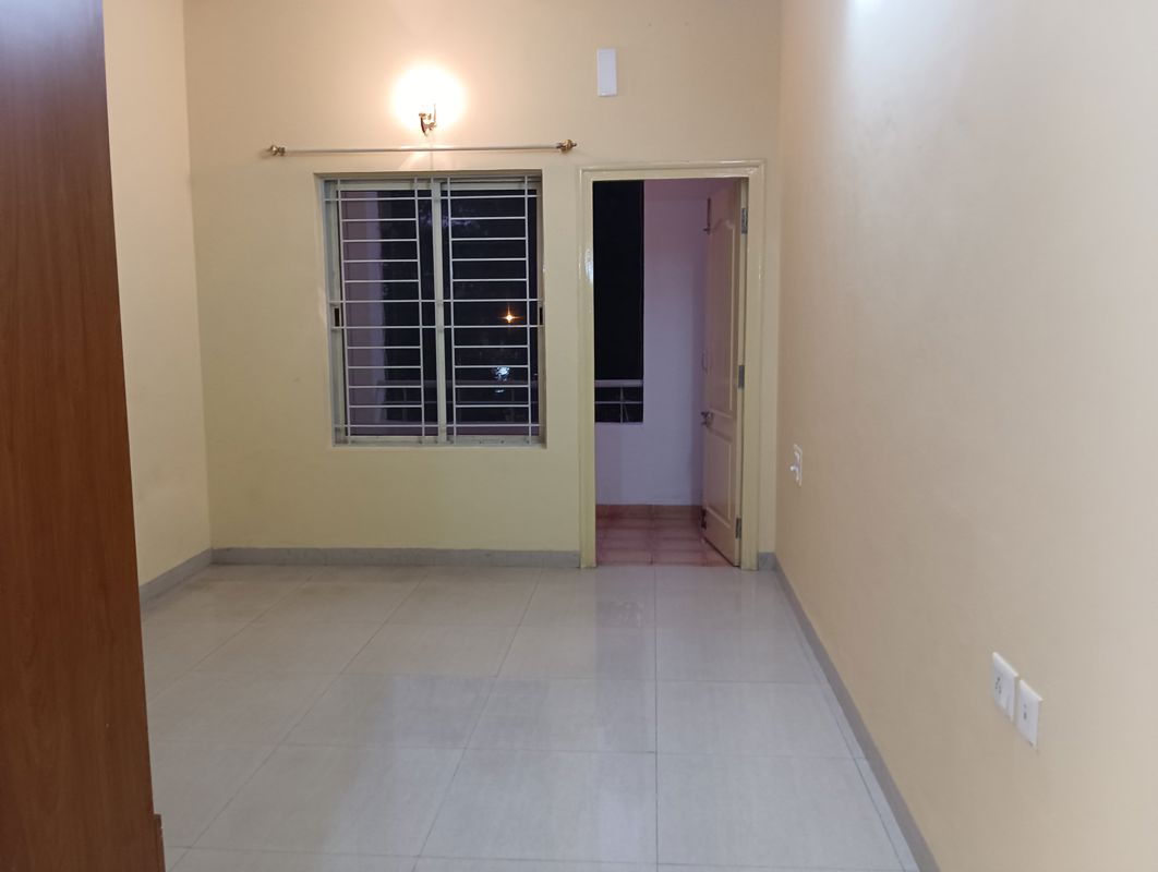 2 BHK Apartment For Rent in Mascot Residency