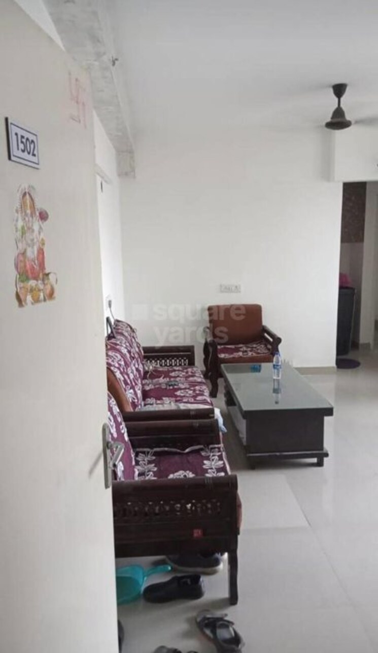 Living Room, paras-tierea 2 Bedroom 925 Sq.Ft. Apartment In Sector 137 Noida 9692903