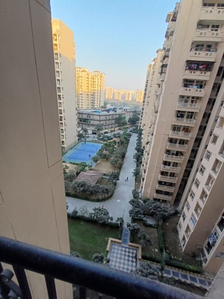 Exterior View, amrapali-silicon-city 2 Bedroom 1180 Sq.Ft. Apartment In Sector 76 Noida 9692559