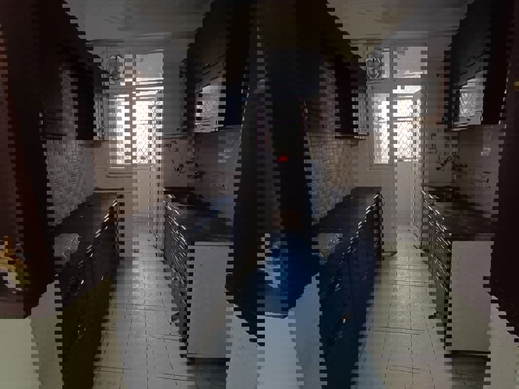 2 BHK + Study Room Apartment For Sale in Amrapali Silicon City