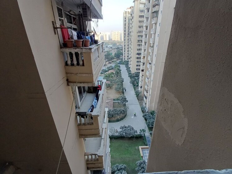 Exterior View, amrapali-silicon-city 2 Bedroom 1180 Sq.Ft. Apartment In Sector 76 Noida 9692559