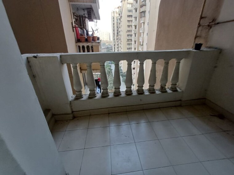 Balcony, amrapali-silicon-city 2 Bedroom 1180 Sq.Ft. Apartment In Sector 76 Noida 9692559