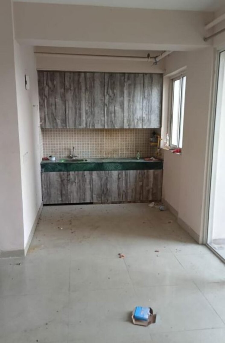 Room, paras-tierea 2 Bedroom 1025 Sq.Ft. Apartment In Sector 137 Noida 9693026