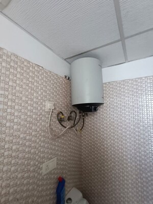 Bathroom in 3 BHK Builder Floor at West Patel Nagar – for Rent
