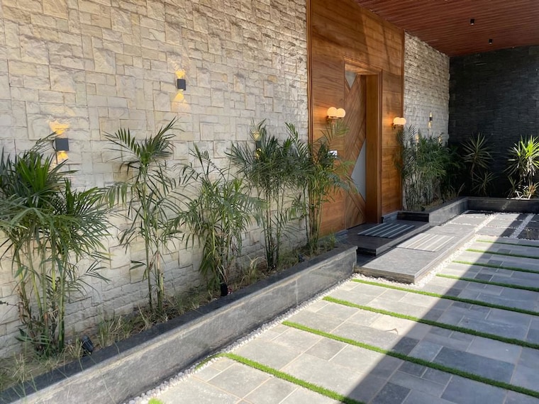 Balcony, arcadia-park-east 3.5 Bedroom 1895 Sq.Ft. Apartment In Central Kharar Chandigarh 9693570