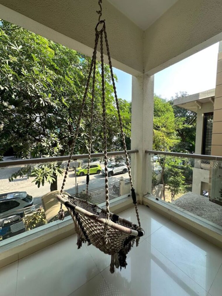 Balcony, science city 4 Bedroom 275 Sq.Yd. Villa In Science City Ahmedabad 9693747