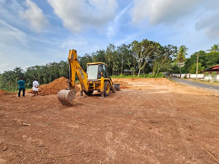 Exterior View, sector 14  300 Sq.Yd. Plot In Sector 14 Faridabad 9693868