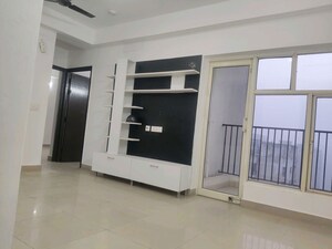 Room in 2 BHK Apartment at Panchsheel Greens II, Sector 16 Greater Noida – for Sale