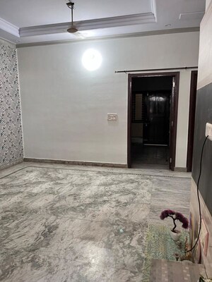 Room in 3 BHK Independent House at Dayal Bagh – for Sale