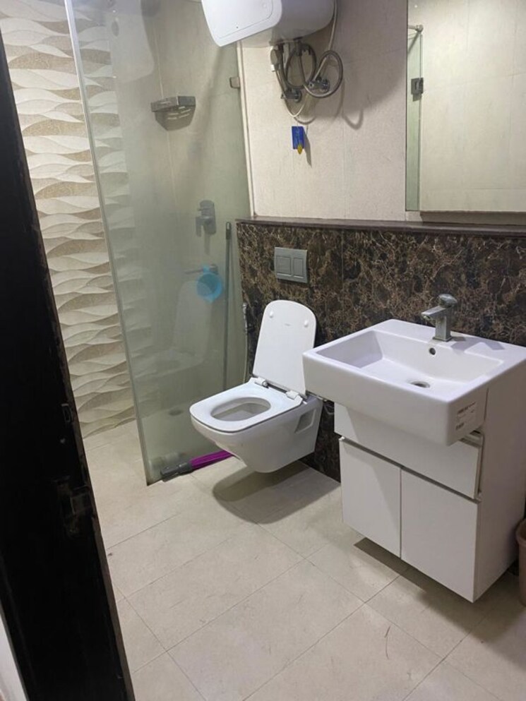 Bathroom, sector 20 2 Bedroom 1400 Sq.Ft. Villa In Sector 20 Noida 9694122
