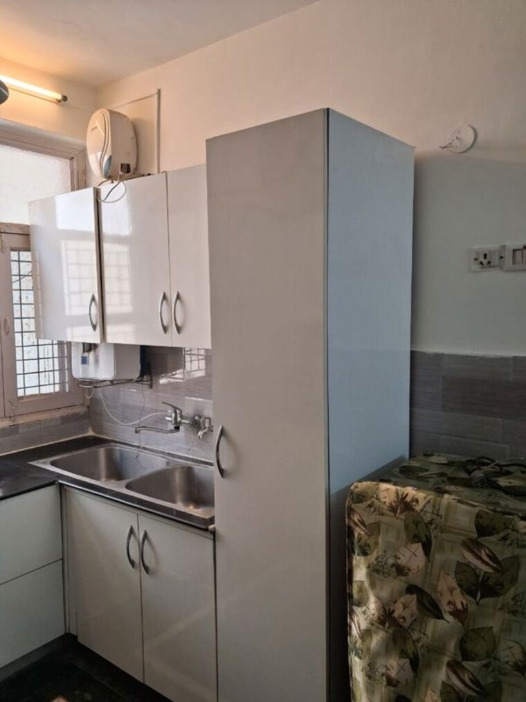 Kitchen, uppal-southend 3 Bedroom 1811 Sq.Ft. Builder Floor In Sector 49 Gurgaon 9694120