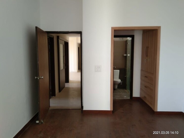 Room, umang-monsoon-breeze-phase-i 3 Bedroom 1730 Sq.Ft. Apartment In Sector 78 Gurgaon 9694367