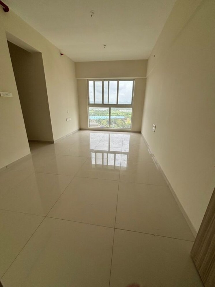 Room, wadhwa-atmosphere-o2 2 Bedroom 575 Sq.Ft. Apartment In Mulund West Mumbai 9694525